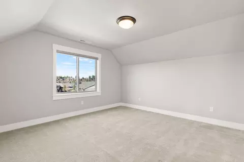 Bedroom - 60836 SW Headwaters Loop, Bend, OR 97702 photo 7 of 8