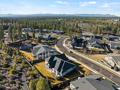 View/Area - 60836 SW Headwaters Loop, Bend, OR 97702 photo 8 of 15