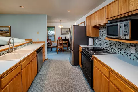 Kitchen - 55625 Big River Dr, Bend, OR 97707 photo 2 of 2