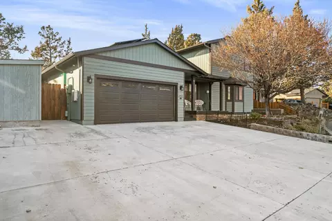 2917 NE Purcell Blvd, Bend, OR 97701