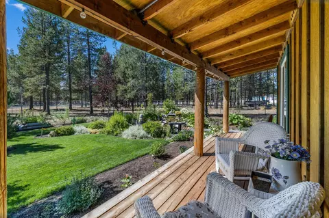 Exterior - 11963 Beechwood Dr, La Pine, OR 97739 photo 10 of 20