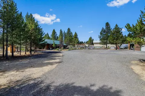 11963 Beechwood Dr, La Pine, OR 97739