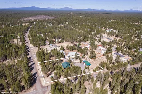 View/Area - 11963 Beechwood Dr, La Pine, OR 97739 photo 5 of 13