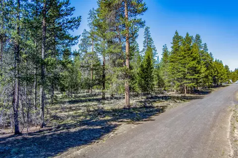 alderwood drive, La Pine, OR 97739