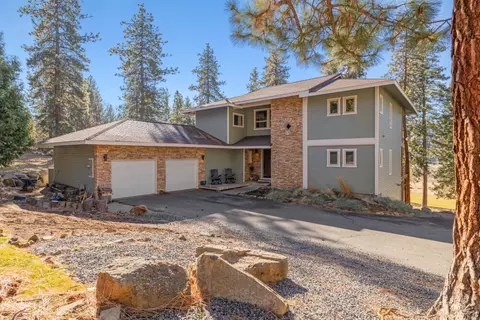11750 Merganser Rd, Klamath Falls, OR 97601