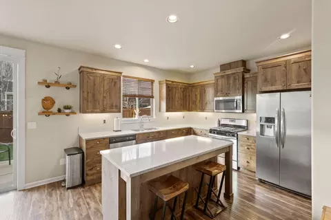 63149 NE Hadley Pl, Bend, OR 97701 photo 17