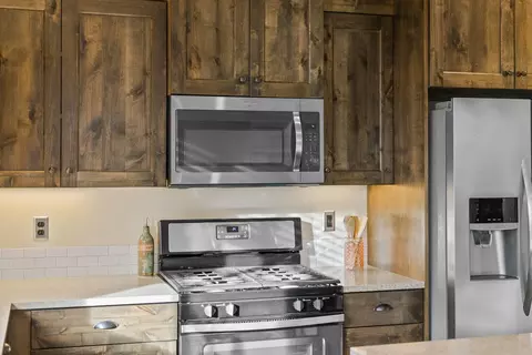 63149 NE Hadley Pl, Bend, OR 97701 photo 20