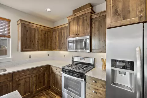 63149 NE Hadley Pl, Bend, OR 97701 photo 19