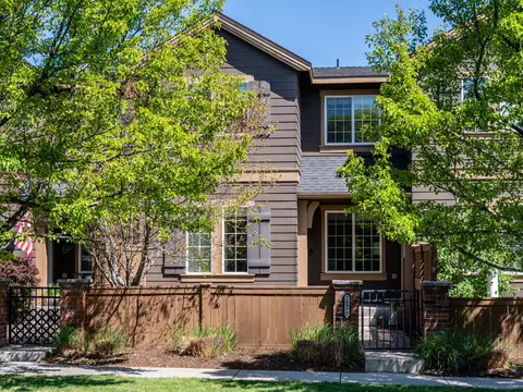 20972 NE High Desert Ln, Bend, OR 97701
