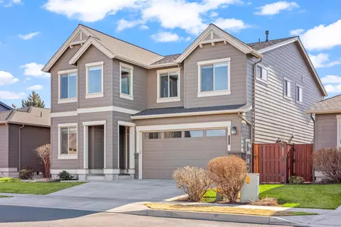 950 NE Steins Pillar Dr, Prineville, OR 97754