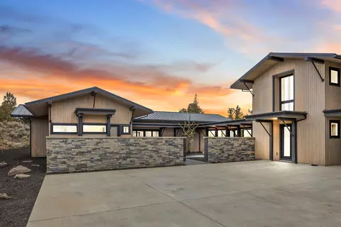 65675 Pronghorn Dr #LOT 16, Bend, OR 97701