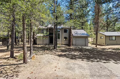 57308 Red Fir Ln, Sunriver, OR 97707