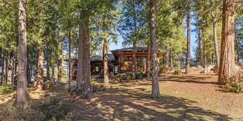 11421 Kestrel Rd, Klamath Falls, OR 97601