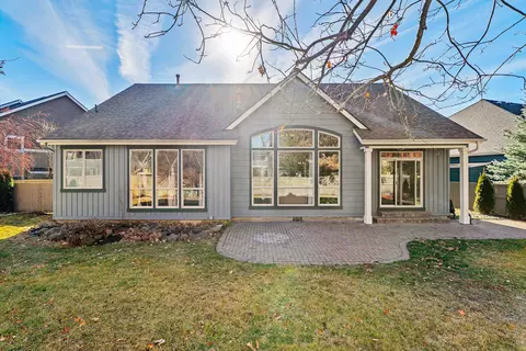 19525 Sugar Mill Loop, Bend, OR 97702 photo 5