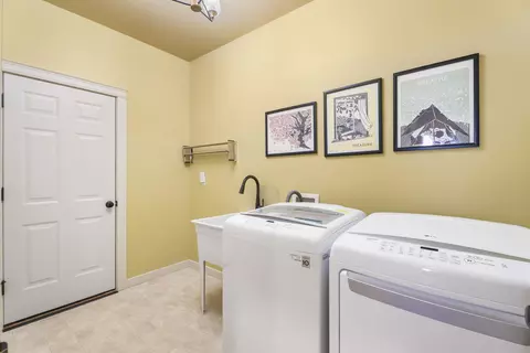 19525 Sugar Mill Loop, Bend, OR 97702 photo 34