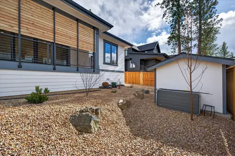 Exterior - 62637 Mt Hood Dr, Bend, OR 97703 photo 12 of 15