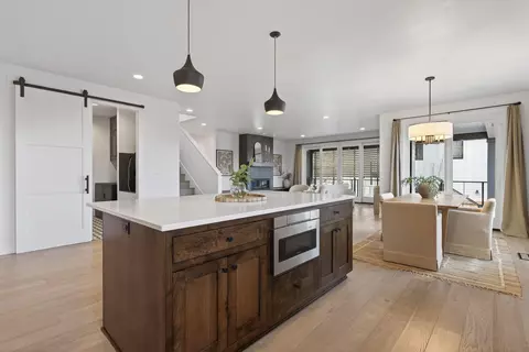 Kitchen - 62637 Mt Hood Dr, Bend, OR 97703 photo 4 of 4