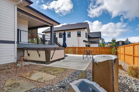 Exterior - 62637 Mt Hood Dr, Bend, OR 97703 photo 11 of 15