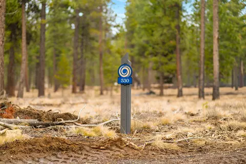 elk run drive, Bend, OR 97707