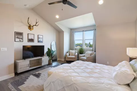 Bedroom - 20551 Gloucester Ln, Bend, OR 97701 photo 3 of 7