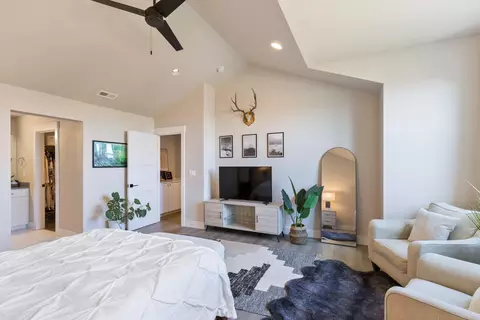 Bedroom - 20551 Gloucester Ln, Bend, OR 97701 photo 4 of 7