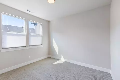 Bedroom - 20551 Gloucester Ln, Bend, OR 97701 photo 6 of 7