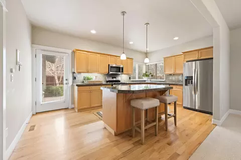 Kitchen - 20381 Aberdeen Dr, Bend, OR 97702 photo 1 of 5