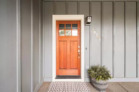 Entry Way - 20381 Aberdeen Dr, Bend, OR 97702 photo 1 of 1