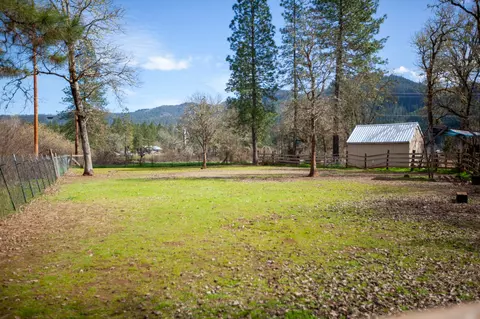 3759 Dick George Rd, Cave Junction, OR 97523 photo 10