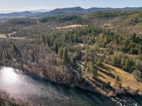0 Rogue River Dr, Eagle Point, OR 97524 photo 2