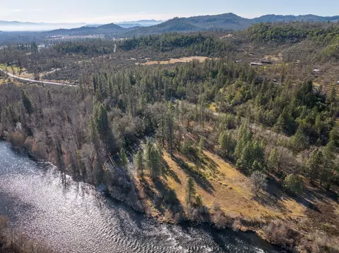0 Rogue River Dr, Eagle Point, OR 97524 photo 4