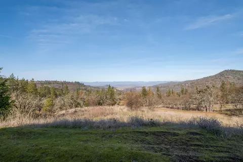 365 White Tail Dr, Eagle Point, OR 97524 photo 12