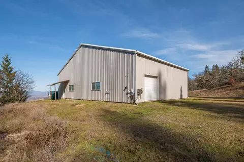365 White Tail Dr, Eagle Point, OR 97524 photo 21