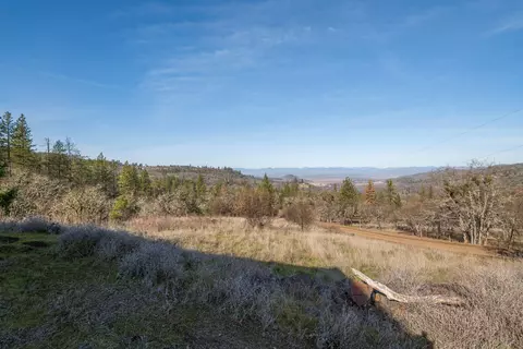365 White Tail Dr, Eagle Point, OR 97524 photo 22