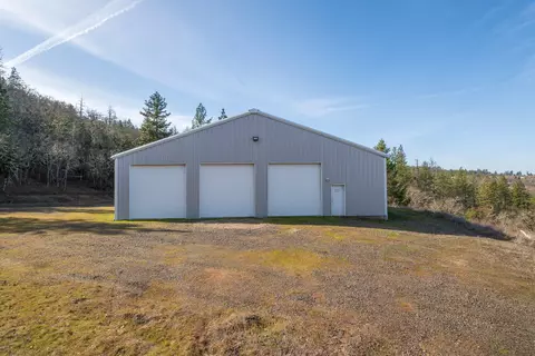 365 White Tail Dr, Eagle Point, OR 97524 photo 17