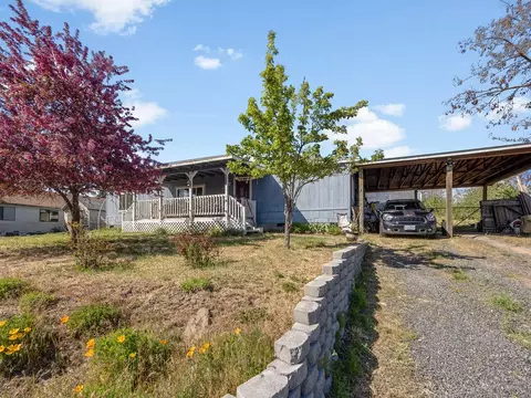 125 W Oregon Ave, Klamath Falls, OR 97601