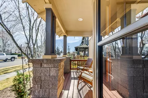 Exterior - 62661 Hawkview Rd, Bend, OR 97701 photo 5 of 8