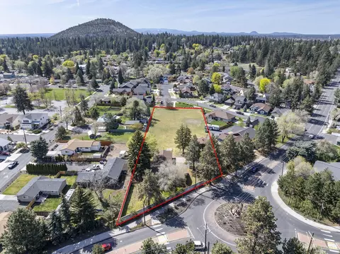 2640 NE 8th St, Bend, OR 97701