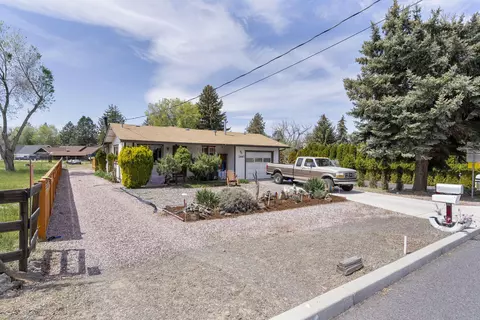 2667 NE Jones Rd, Bend, OR 97701