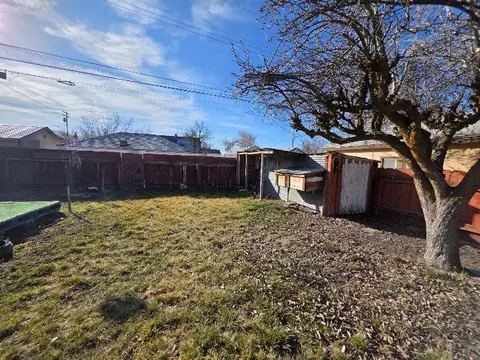 Exterior - 2136 Eberlein Ave, Klamath Falls, OR 97601 photo 9 of 10