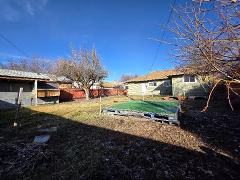 Exterior - 2136 Eberlein Ave, Klamath Falls, OR 97601 photo 7 of 10