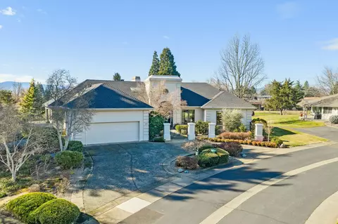 3192 Arnold Palmer Way, Medford, OR 97504