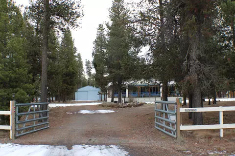 16085 Buena Vista Dr, La Pine, OR 97739