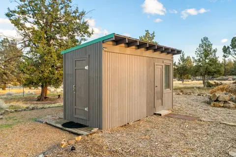Other - 21150 SW Gift Rd, Bend, OR 97703 photo 7 of 8