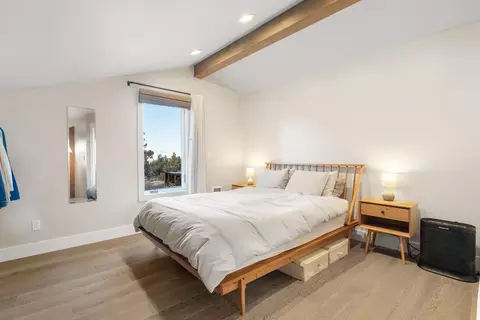 Bedroom - 21150 SW Gift Rd, Bend, OR 97703 photo 3 of 4