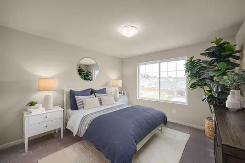 Bedroom - 63206 NE Carly Ln, Bend, OR 97701 photo 1 of 3