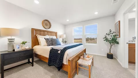 Bedroom - 62753 Eagle Rd, Bend, OR 97701 photo 1 of 7