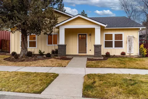 20634 Hummingbird Ln, Bend, OR 97702