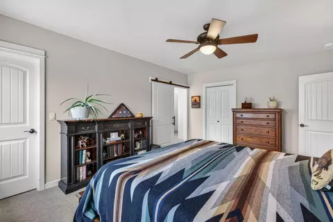 Bedroom - 63419 Barton View Pl, Bend, OR 97701 photo 2 of 6