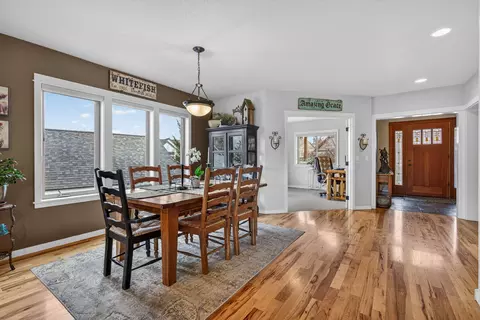 Dining - 63419 Barton View Pl, Bend, OR 97701 photo 1 of 2
